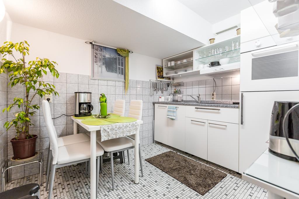 Apartments Neuss Chambre photo